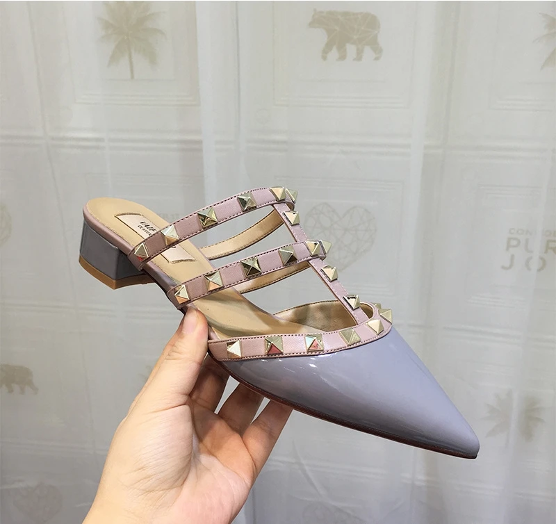 2024 New Summer Slippers Pointed Low Heels Fashion Thick Heel Riveted Ribbon Colored Women\'s Pointed Slippers Patent Leather