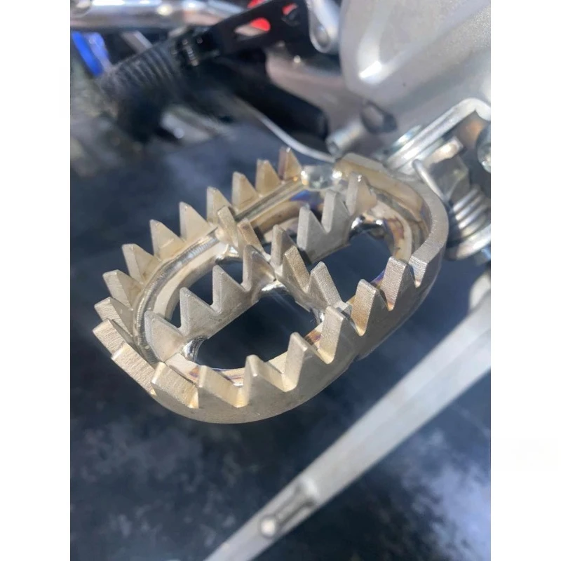 

TC4 Titanium Pedals for KTM ADV Husqvarna GASGAS Motocross