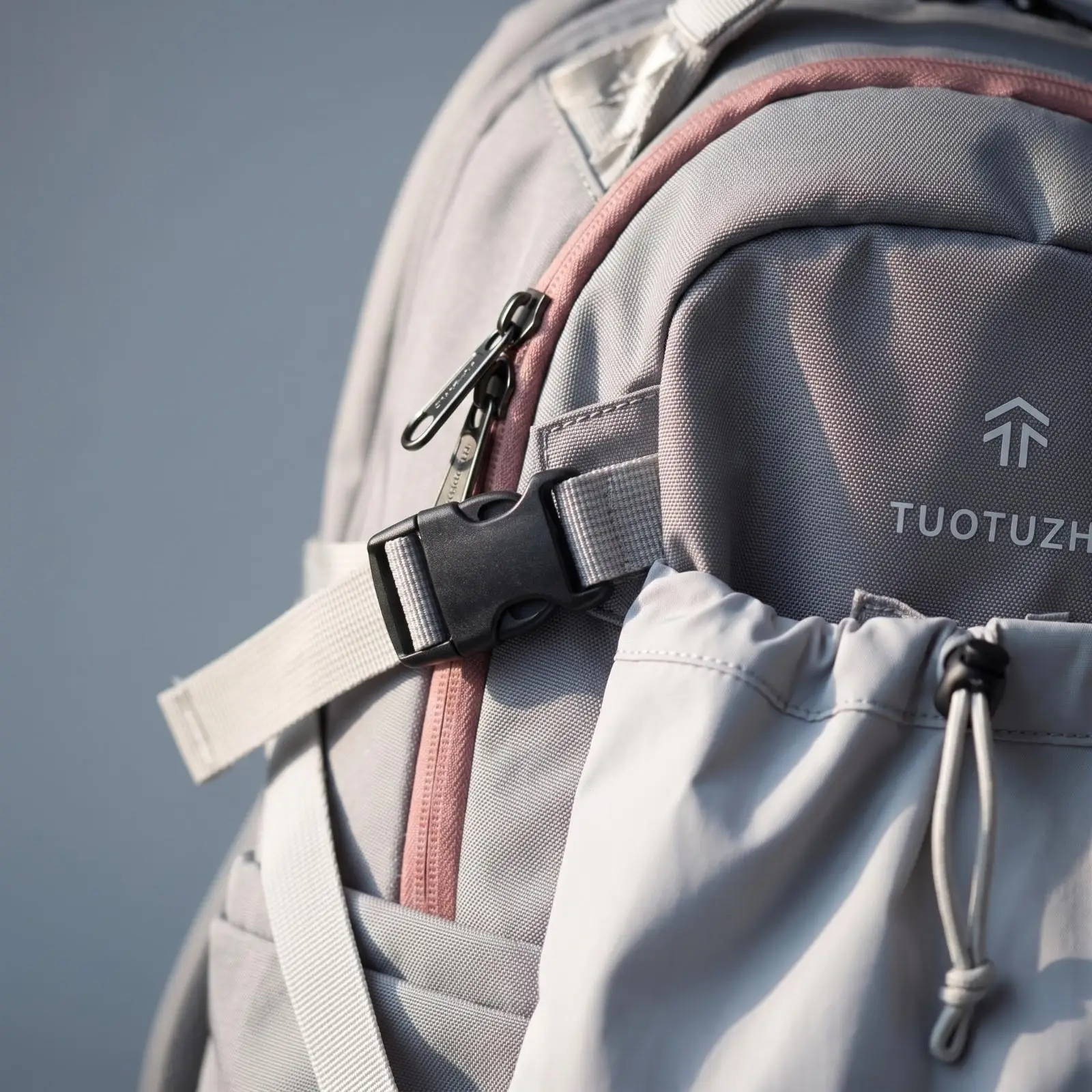 Backpack with Computer Sleeve Soft Structured Nylon Backpack Daypack Robust for Commuters, Commuting, Hiking