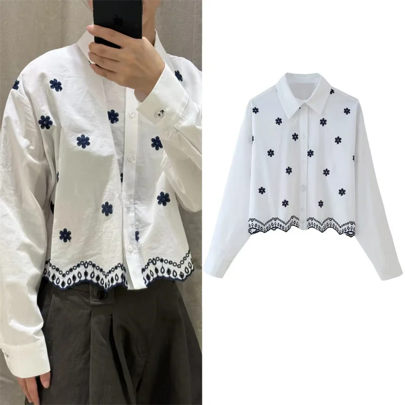 

Women's Shirt Spring 2025 New Long-sleeved Roll-Neck Shirt Embroidered Flower Design Cute and Beautiful Casual and versatile
