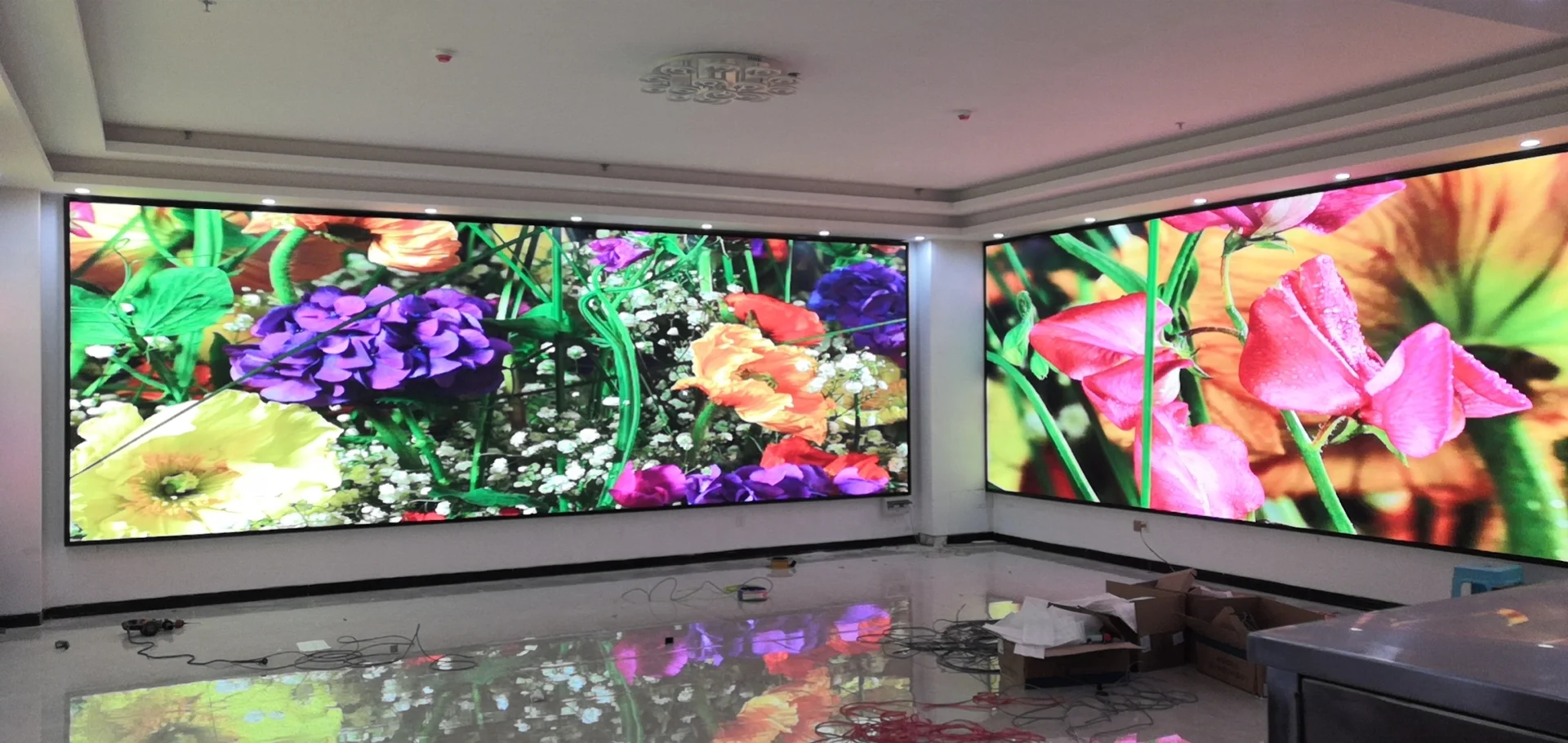 P2 Indoor LED Screen 4K Full Color Mosaic Display HD Advertising Screen