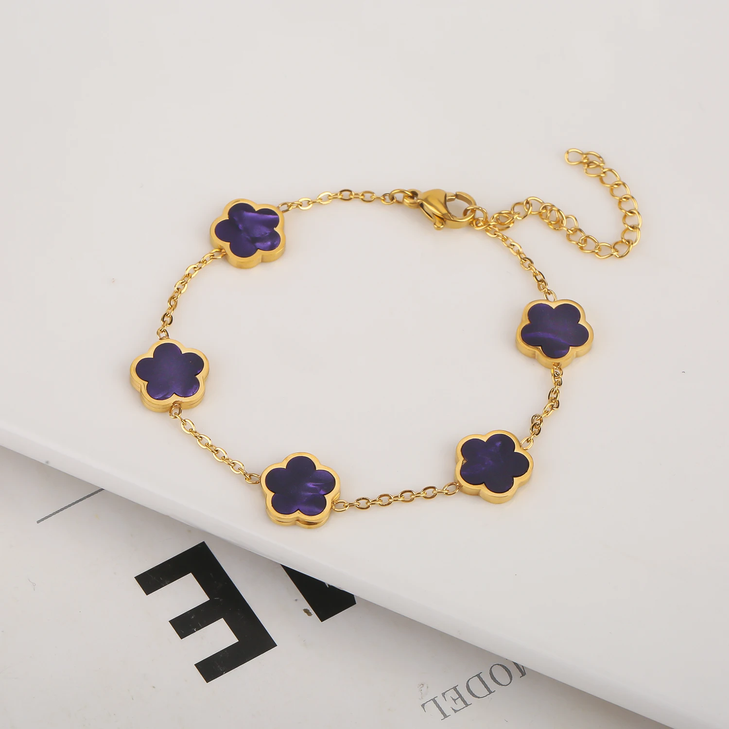 Minimalist Plant Live Leaf Pendant Necklace Earrings Set