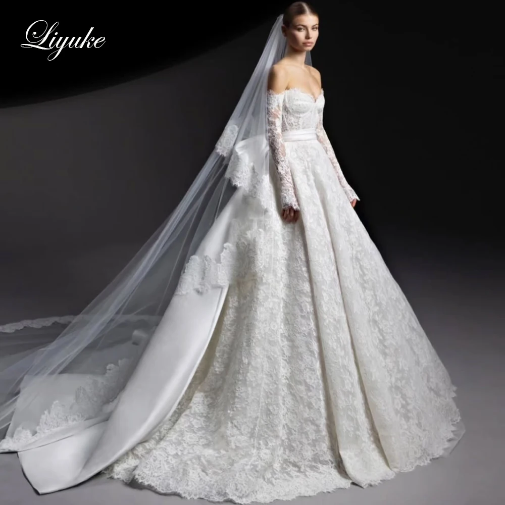 Liyuke-vestido de novia de corte en A, hecho a medida, con hombros descubiertos, vestidos de novia de encaje completo con tren de satén extraíble