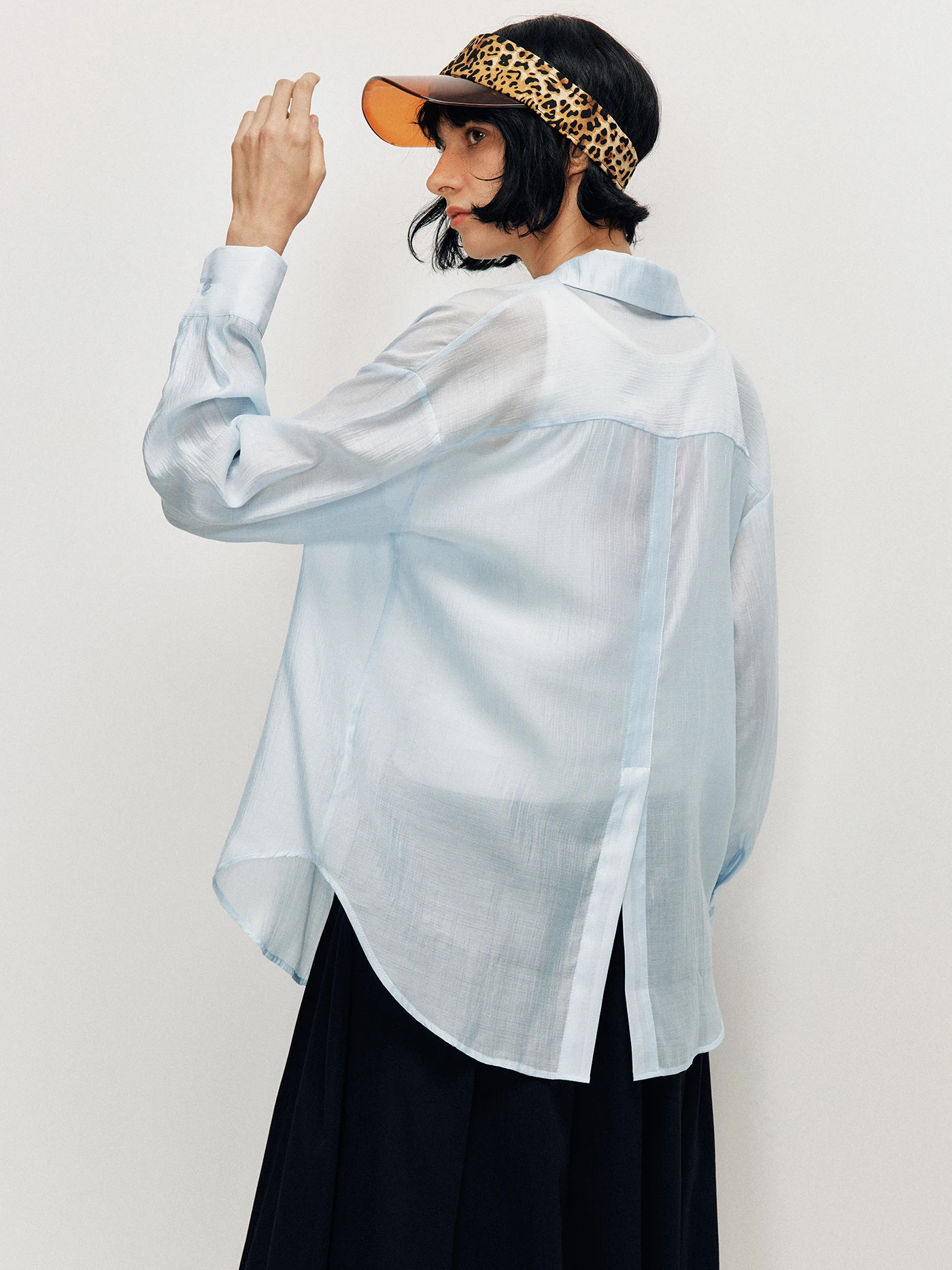 

Airy Silk Women's Shirt Loose Fit Simple Collar Long Sleeve UV Protection Lightweight Fashionable Office Wear Spring Season