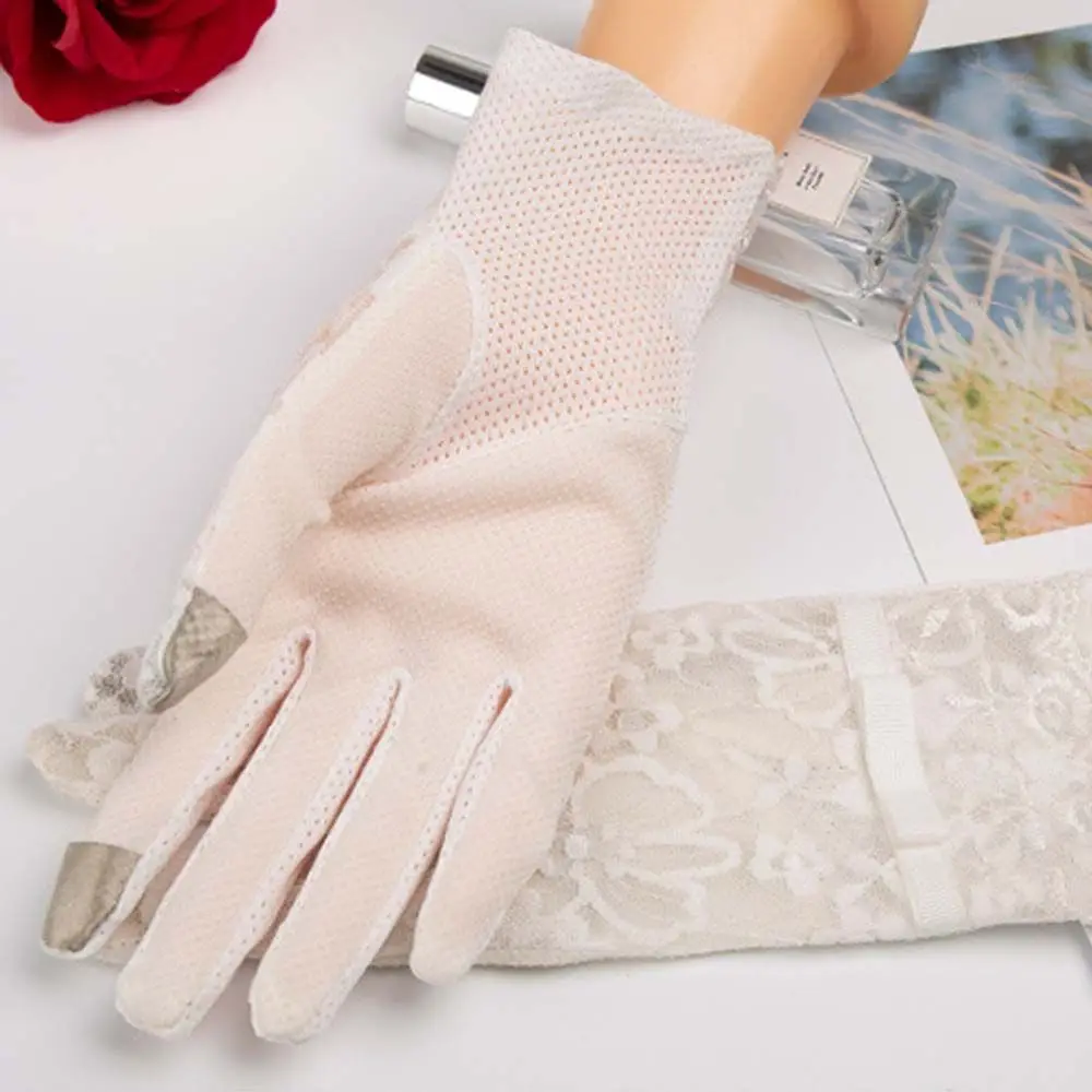 Guantes finos a prueba de sol para mujer, manoplas de encaje con lazo para fiesta de conducción, pantalla táctil, cinco dedos