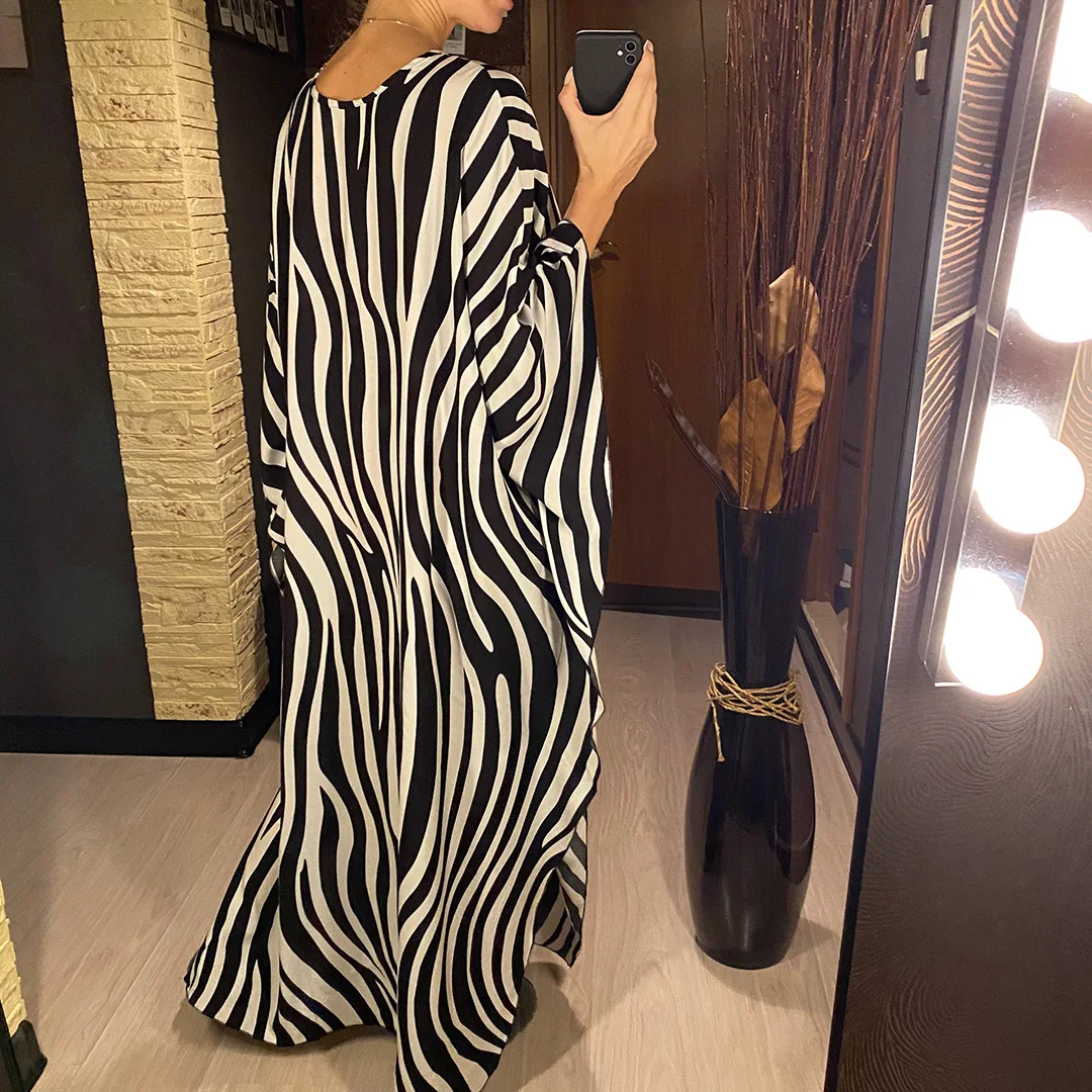Sexy Tunika mit Zebra-Muster und V-Ausschnitt, Strandkleid, Strandmode, langes Strandkleid für Damen, V4159 – Detail 7