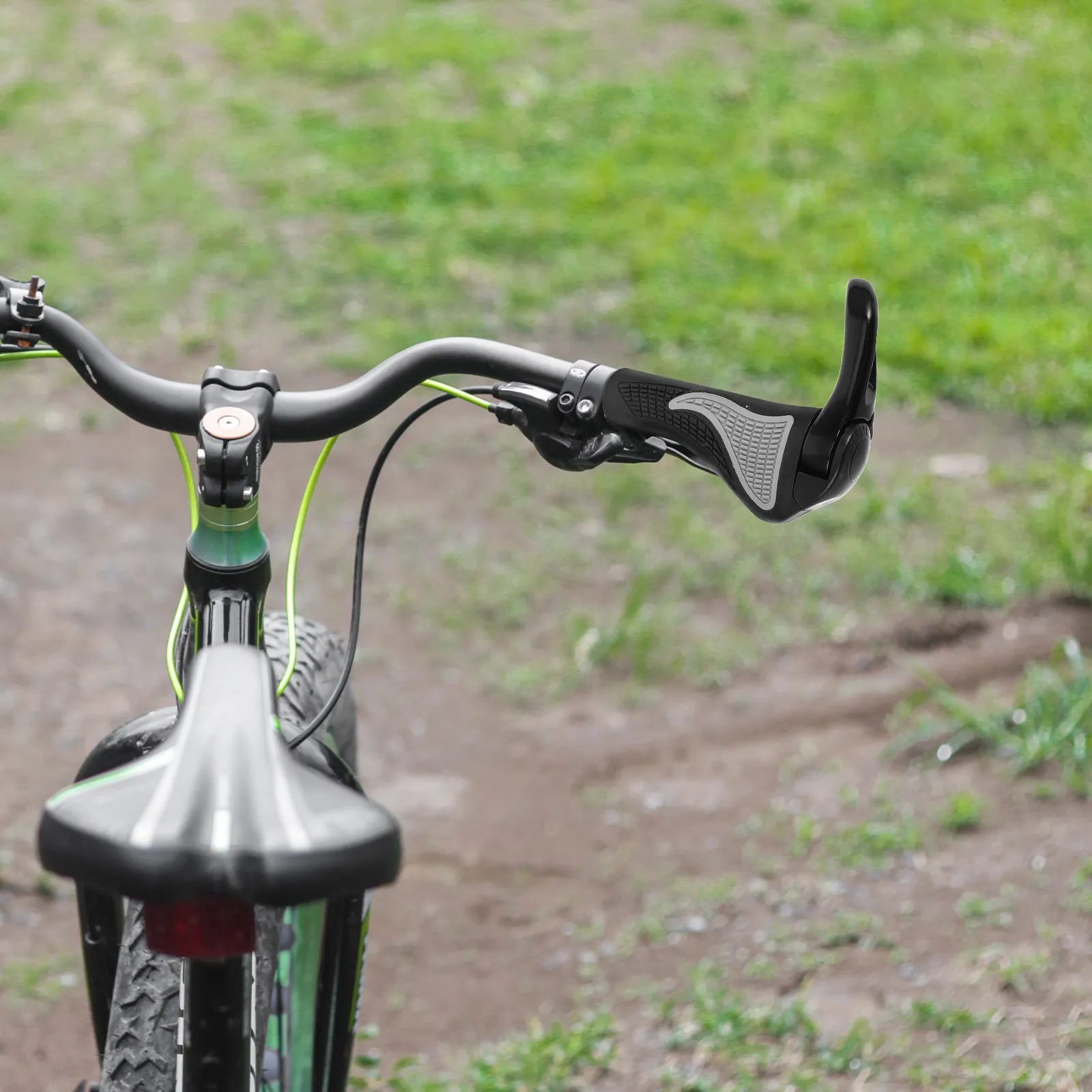 

1Pair Bicycle Handlebar Grips Ergonomic Design Nonslip Silicone for Mountain Biking Enthusiasts Tri Bars for Road Bike