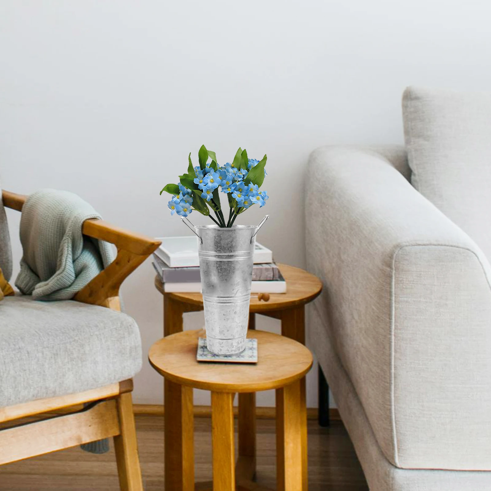 

1Pcs Iron Sheet Flower Bucket Retro Old Treatment Simulated Vase Indoor Decorative Artistic Vintage Iron Art Arrangement Display