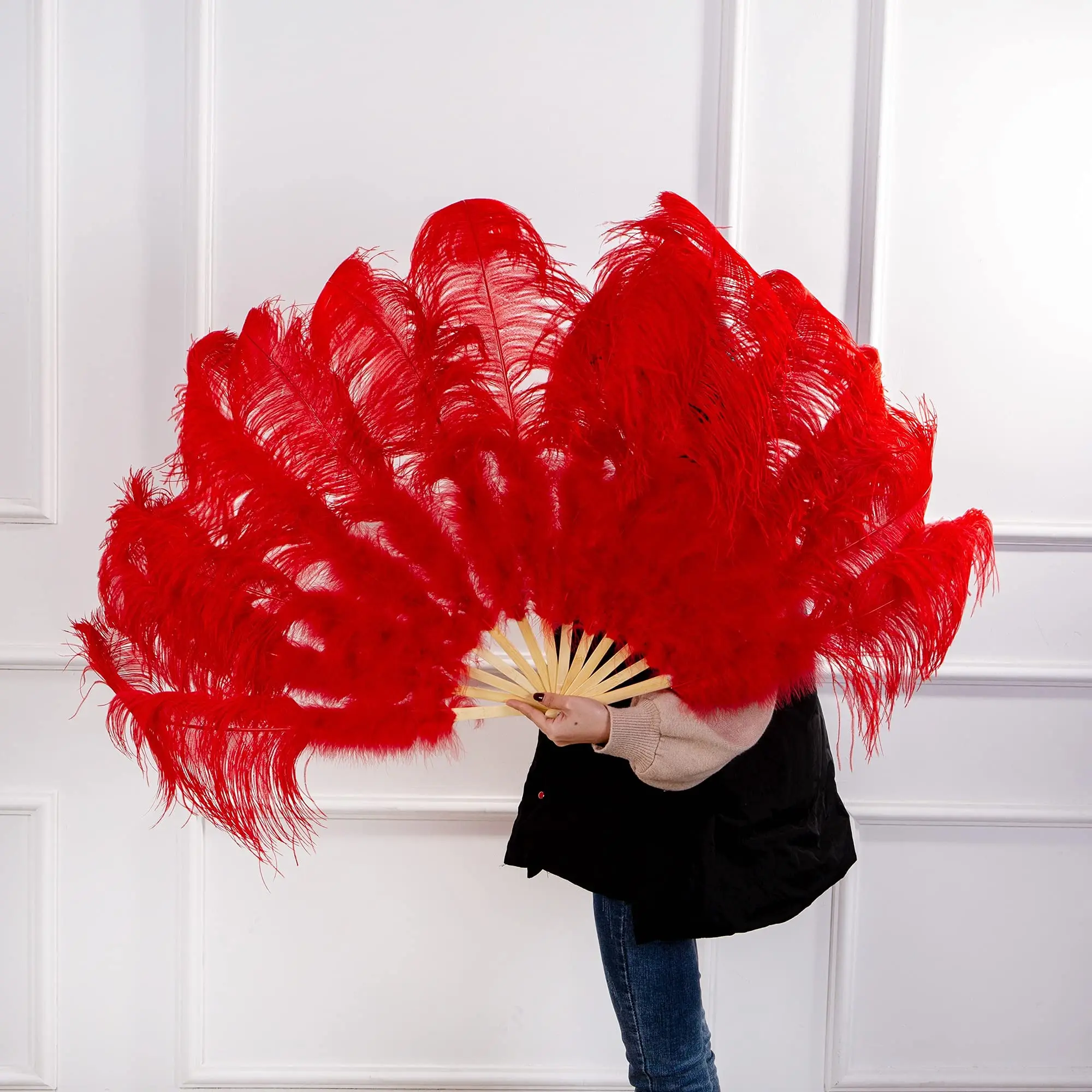 

Natural Big Ostrich Feather Fans Red 13Bone 100/130cm Left Right Hands Held Folding Fan Carnival Stage Performance Props Plumes