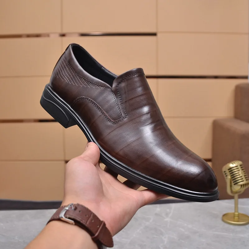 

Vintage Men Genuine Leather Shoes Spring Autumn British Business Casual Shoes Luxury Fashion Designer Wedding Flats Black Brown