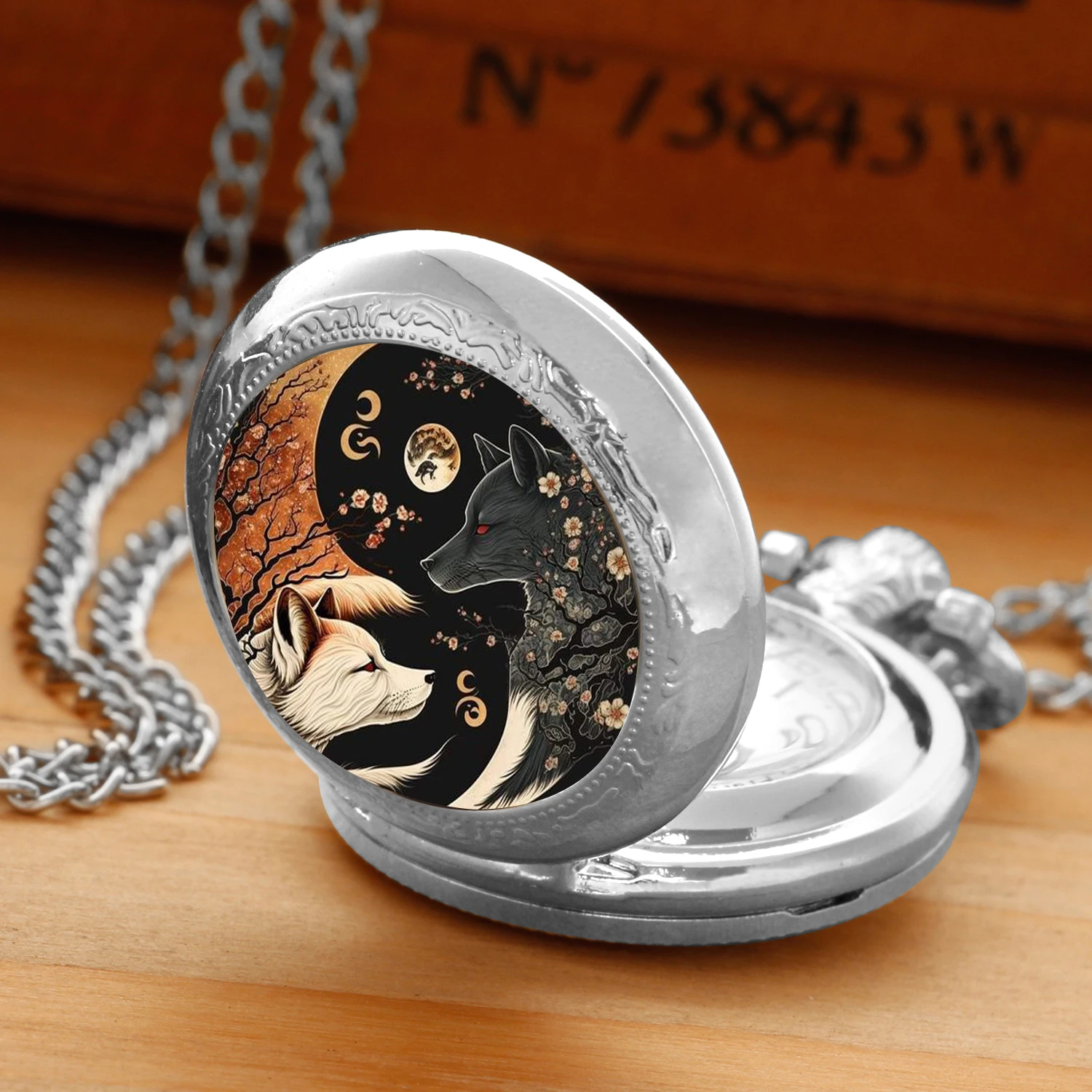 Yin e Yang-Lobo Relógio de Bolso Quartzo para Homens e Mulheres, Colar de Prata Criativo, Pingente Único, Corrente do Relógio, Acessórios Presente