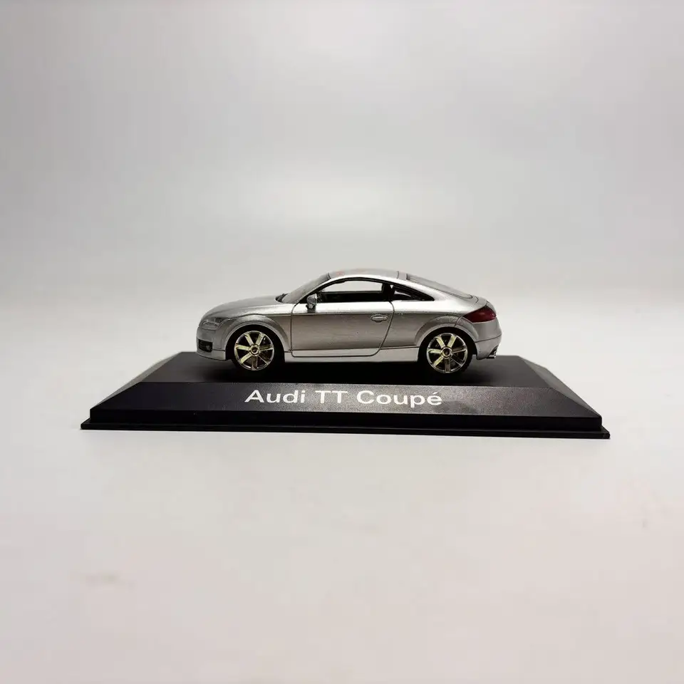1:43 Audi TT Coupe Classic Silver Alloy Die-Cast Car Model