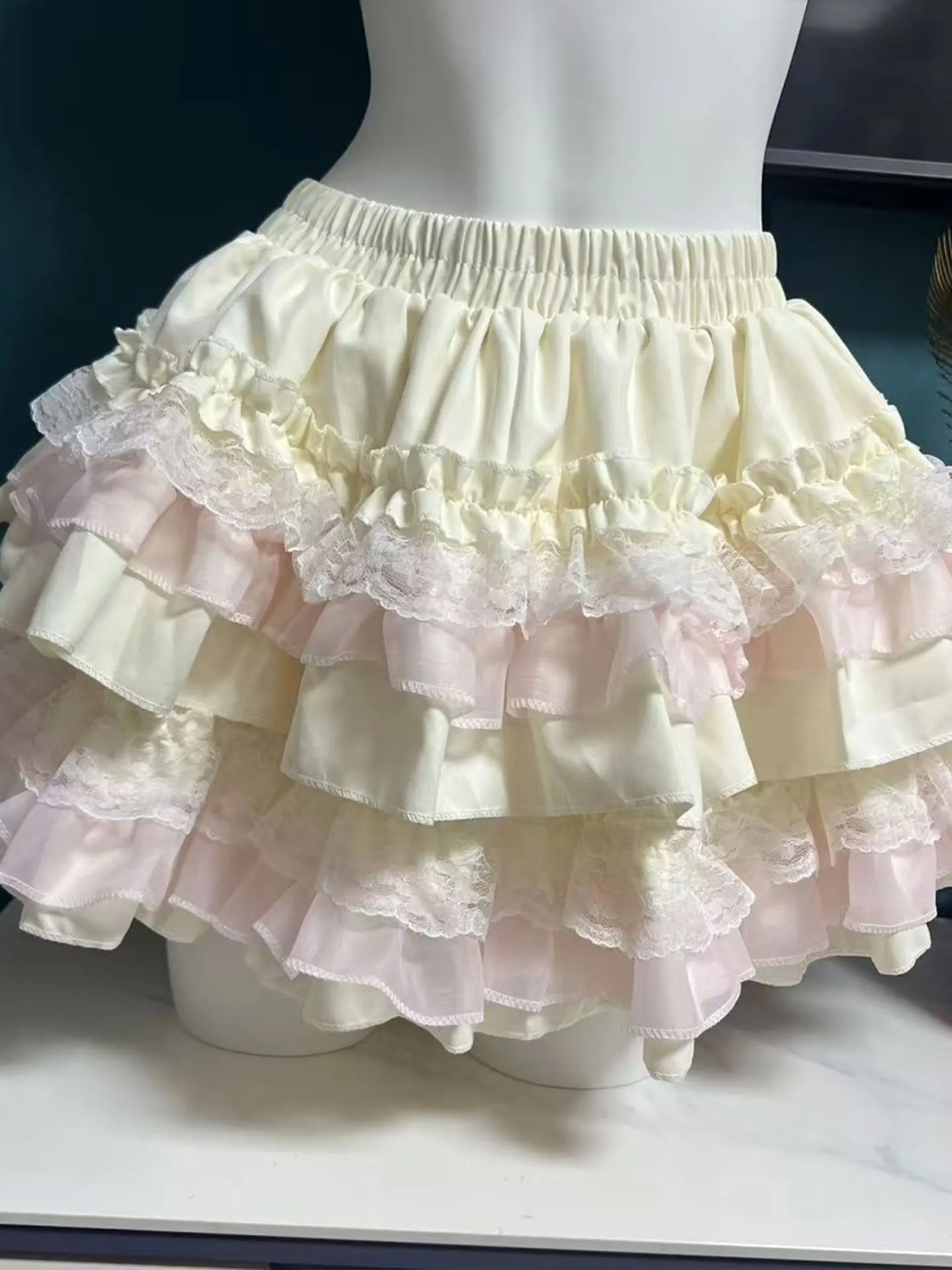 plus Size Lace Short Skirt Women's Spring Sweet High Waist Fluffy Ballet Style  Skirt Anti-Light Weight Loss Effect