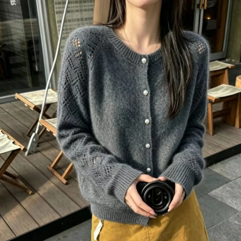 Hollow Out O-neck Cardigan 100% Merino Wool Pearl Button Long Sleeve Sweater Women Autumn Winter Casual Fashion Cashmere Knitwea