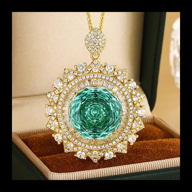 

2025 New Zhuang Shengsheng Jewelry Copper Bottom Gold Plated Rose Chepala Green Sunflower Gold Pendant Main Stone 18mm