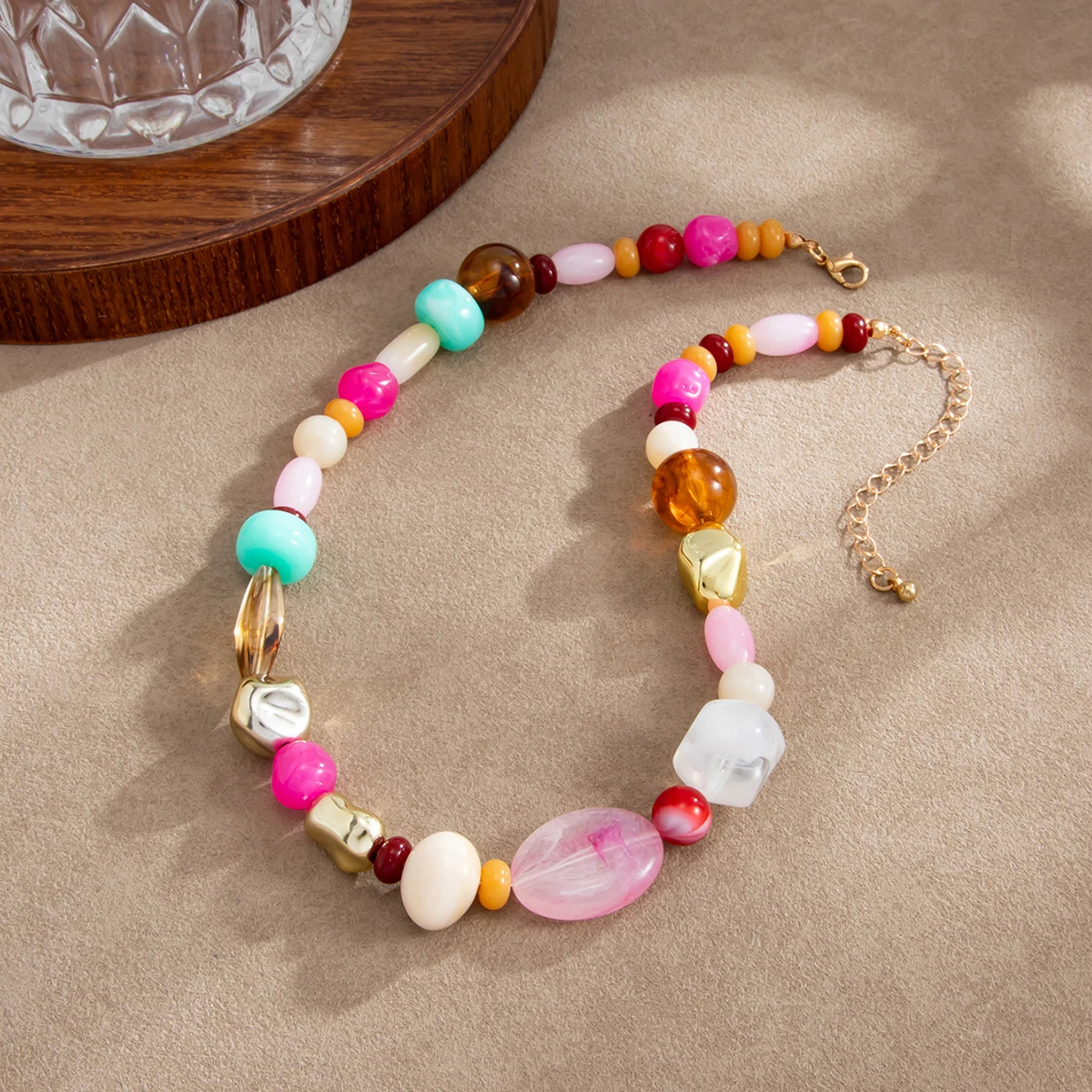 Ingemark Boho Bunte Harz-Acryl-Perlen-Choker-Halskette für Damen, Elegante Verstellbare Schlüsselbein-Kette, Y2K Schmuck-Accessoires – Detail 9