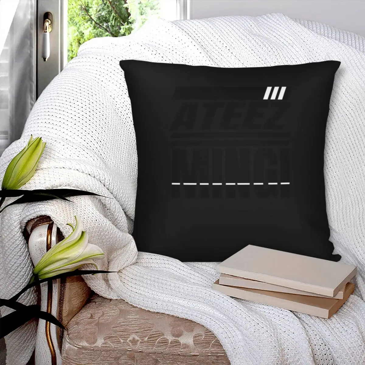 Mingi Min-Gi Logo Square Pillowcase Polyester Pillow Cover Velvet Cushion Decor Comfort Throw Pillow For Home Living Room