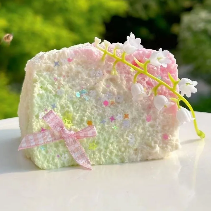 

ZOCO exquisite three-layer toast cake stress relief toy fruit bread slow rebound girl gift gummy toy