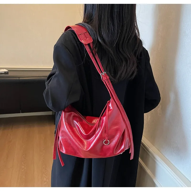 

PU Solid Color Zipper Casual Crossbody Bags Temperament Fashion Ladies Bags on Sale 2025 Brand Large Capacity Versatile Handbags