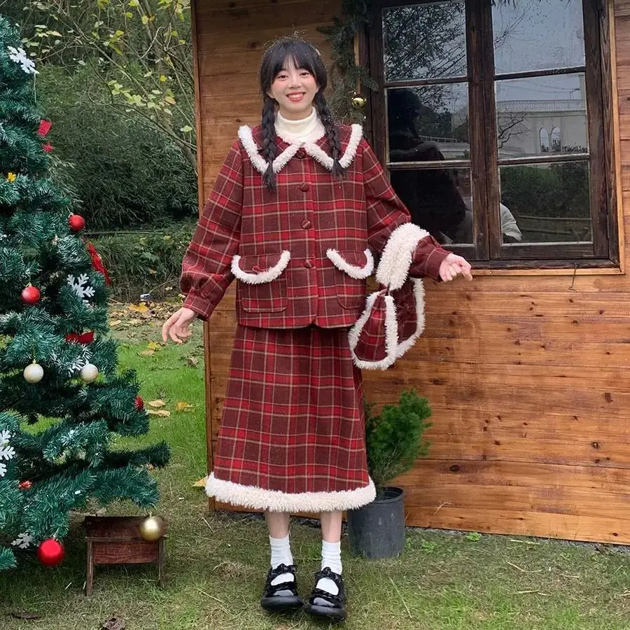 

Japan Sweet Plaid Doll Collar And Plush Jacket Versatile Skirt Women'S Autumn And Winter Retro New Year'S Woolen Suit