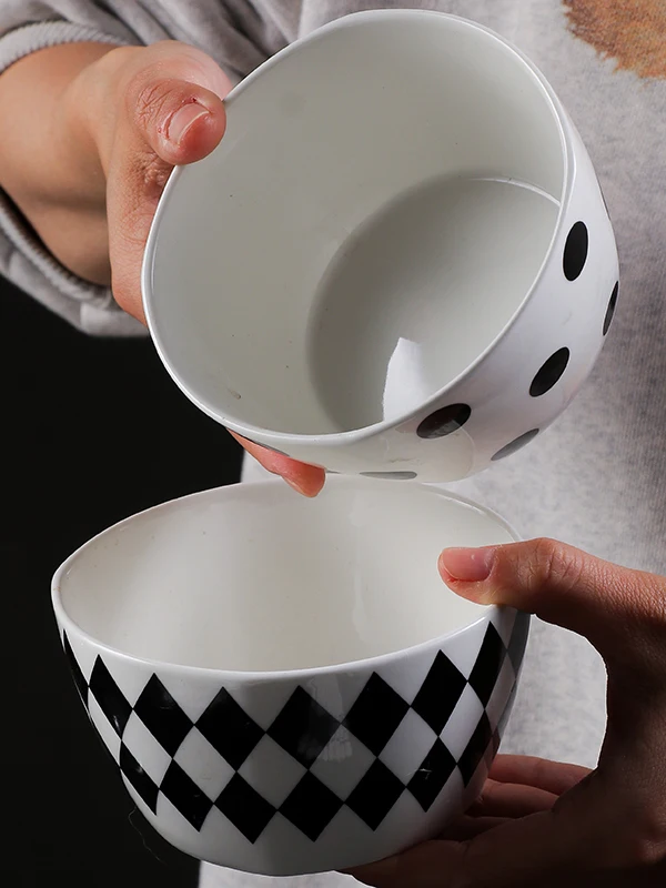 Elegant Underglaze Ceramic Bowl Set for One Simple round Shape Glazed  Smooth Surface Geometric Pattern for Daily Use