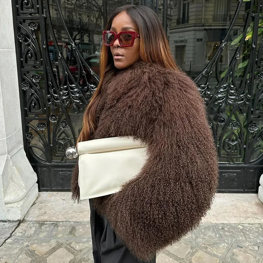 新しい冬の女性の羊の毛皮のアウターウェア本物のモンゴルの毛皮のコートチベットの子羊の毛皮のショートジャケットラウンドカラー付き 2026