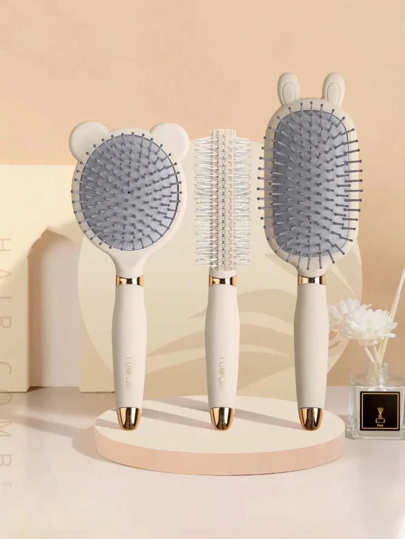 

1pc Ladies' Solid Color Mirror & Massage Comb 2 In 1 Mini Portable Detangling Air Cushion Comb ,Comb Hair ,Hair Styling Kit Hair Accessories For Barber Salon Beauty Travel Essential Hair Products,Hair Cares,Hair Accessories For Outdoor Activities, Vacatio