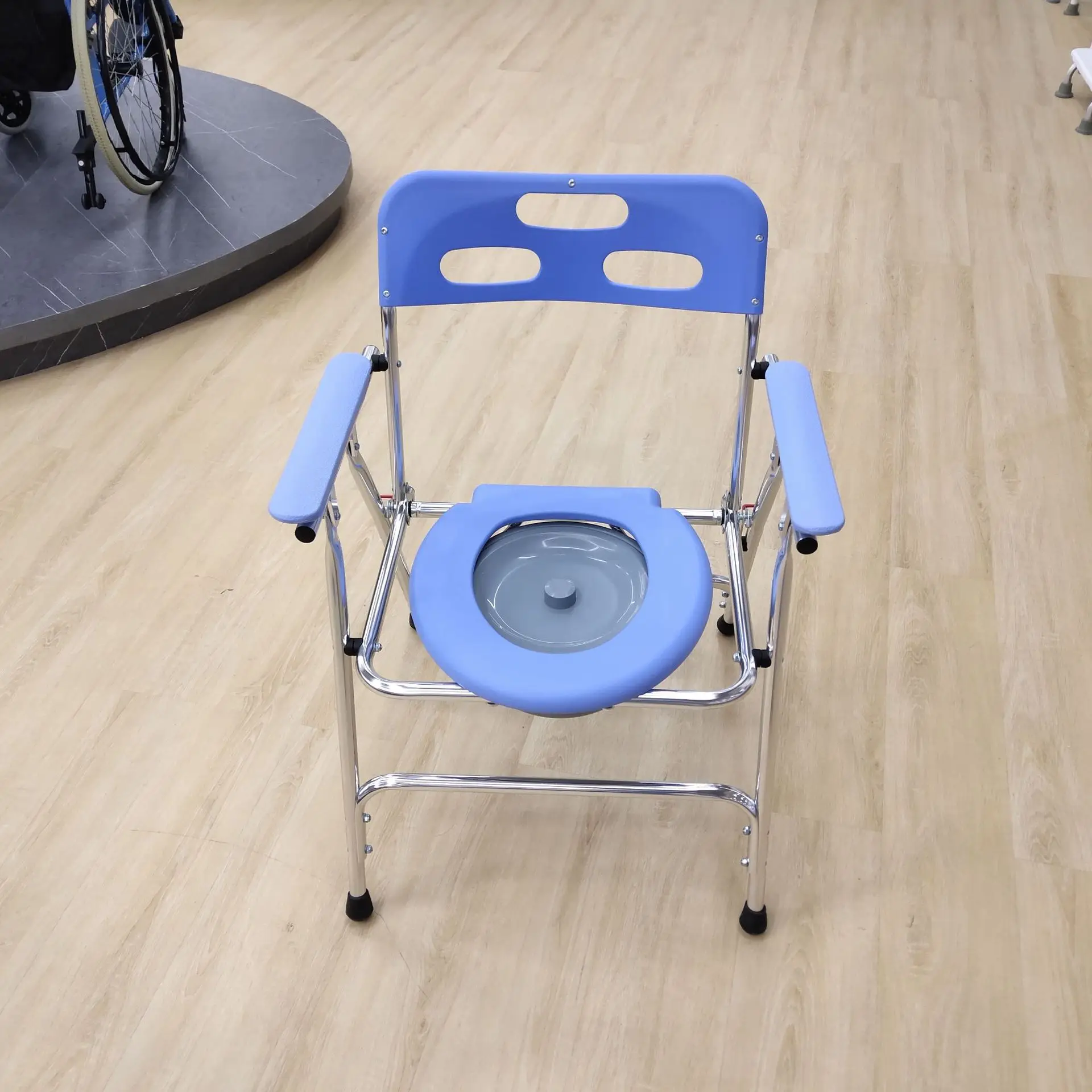 

Customizable toilet chair Toilet stool Aluminum alloy elderly bath chair Non-slip bath stool for pregnant women Bathroom shower