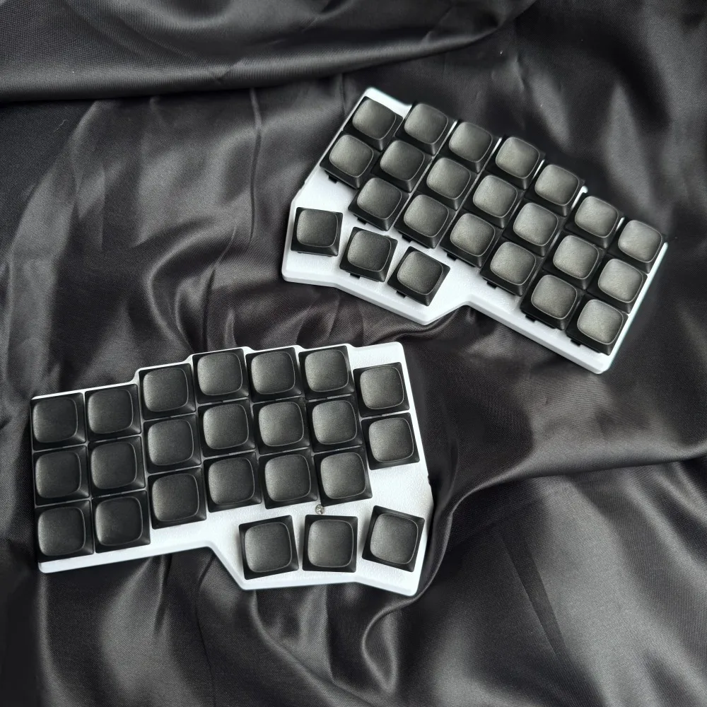 Corne V4.1 Choc Клавиатура 3x6 Низкопрофильная раскладывающаяся клавиатура с возможностью горячей замены Пользовательский комплект проводной звуковой клавиатуры RGB Флакон Эргономичный Teclado Gamer