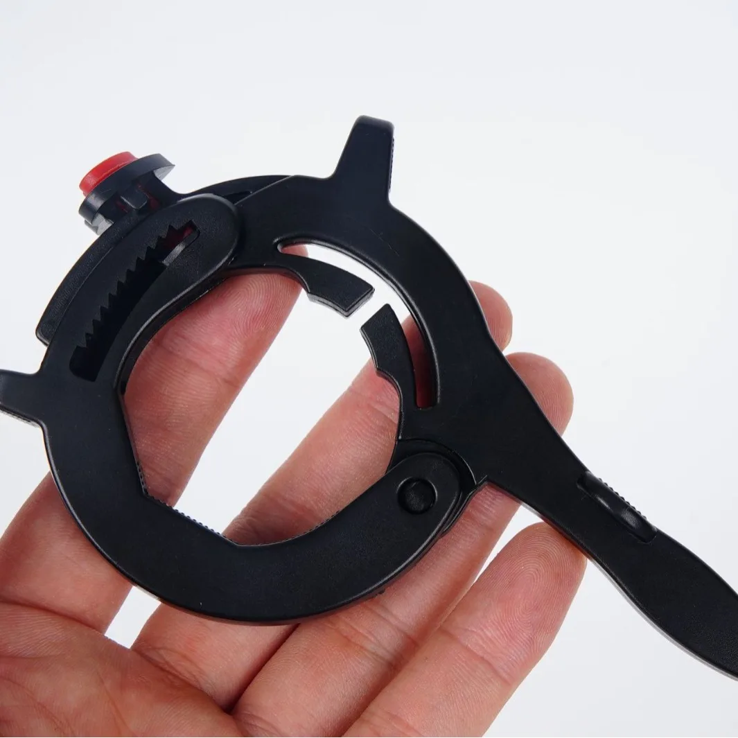 Motorcycle Cruise Control Throttle Clamp Easy GripSuitable Non-slip Abs Assist Retainer Universal Moto Wrist Grip Handle Bar