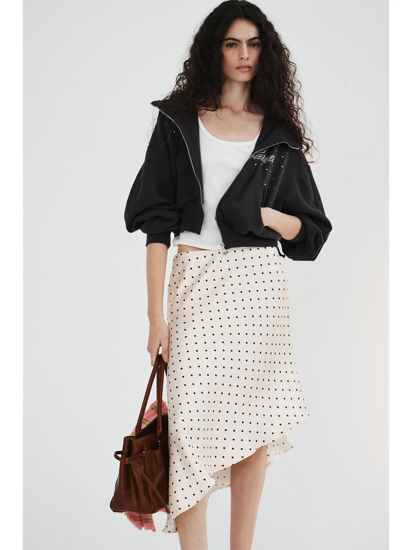 

Весна 2026: Модная асимметричная шелковая атласная юбка в горошек, А-силуэт, миди, для женщин, со средней талией