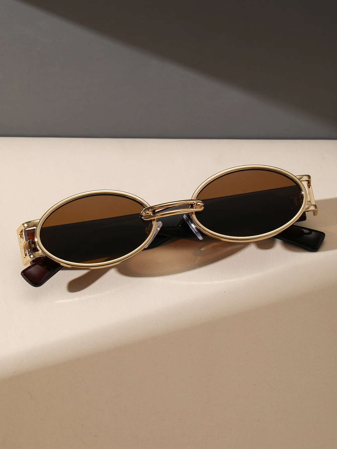1PC Unisex Plastic Fashion Oval Frame Sunglasses For Street Photography And Beach Travel Party Driving Accessories image 4