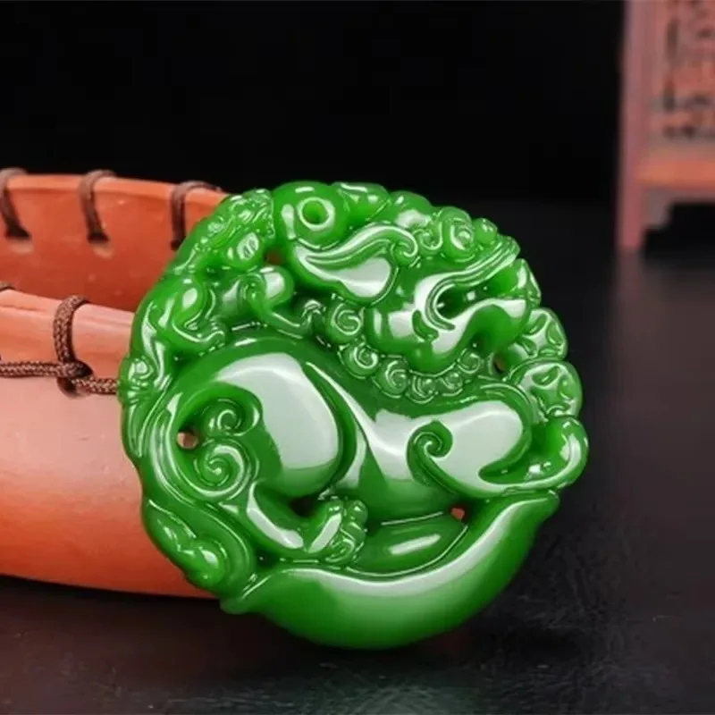 

Chinese Jade Handmade Carved Pixiu Pendant, Fashionable Boutique Jewelry, Men's and Women's Kirin Necklace Gift