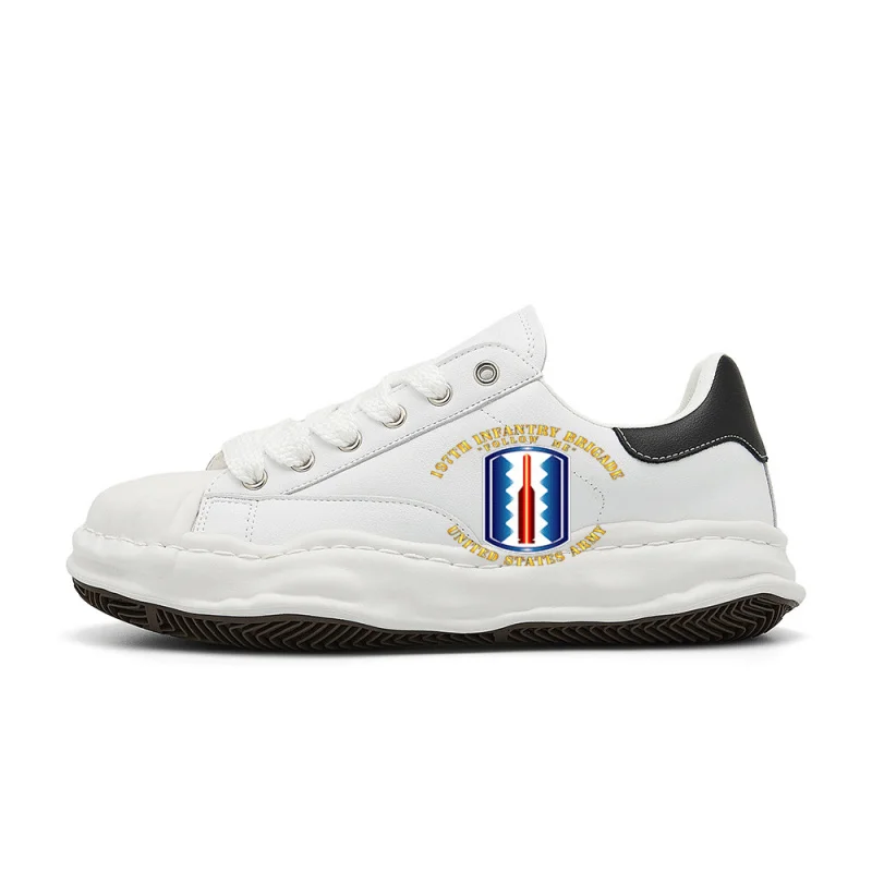 

Кроссовки в стиле ретро 197th Infantry Brigade Follow Me, созданные в ретро-стиле, стильные, удобные и универсальные, подходят для повседневной носки.