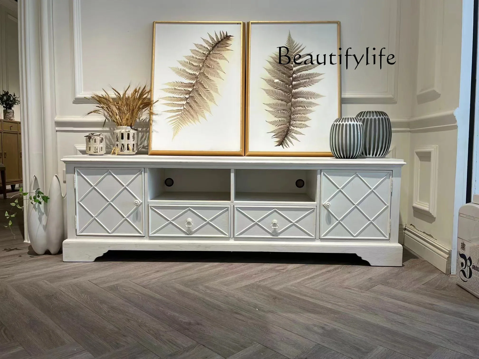 Y Living Room TV Cabinet, Designed HK 2-meter TV Cabinet, Excluding The Spot On The Cabinet.