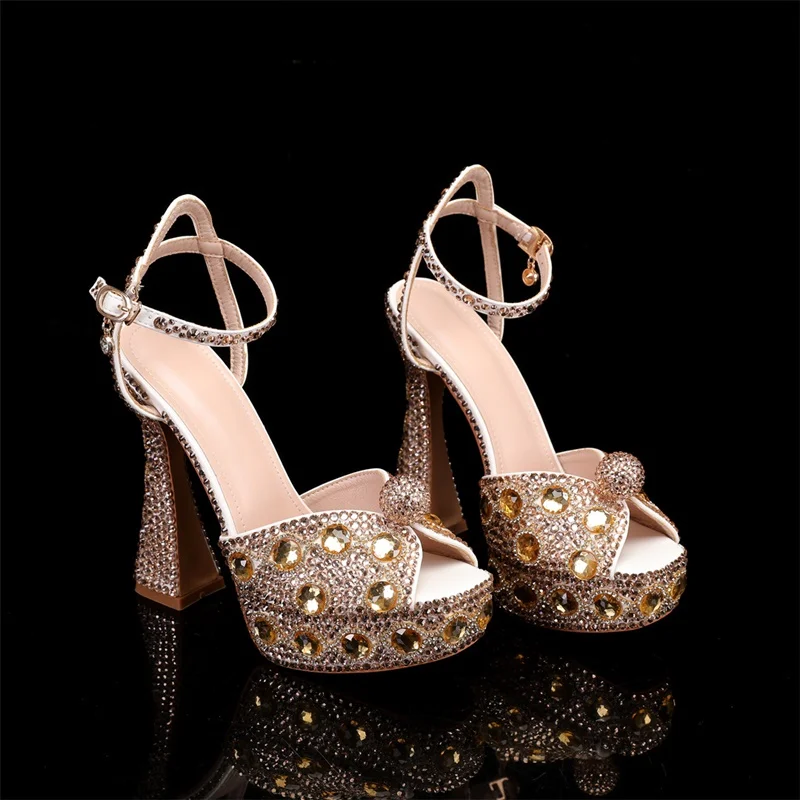 

Platform Pearl Ctrstal Peep Toe Sandals Sexy Pointed Toe Square Heel Belt Buckle New Arrivals Fashion Women Modern Shoes