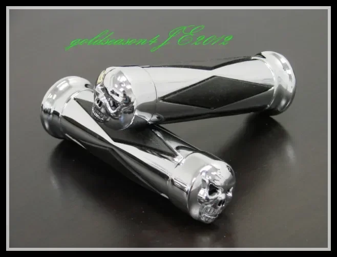 

ХРОМИРОВАННЫЕ РУЧКИ ЧЕРЕПА 1 дюйм для Harley Sportster Dyna Softail Bobber Chopper