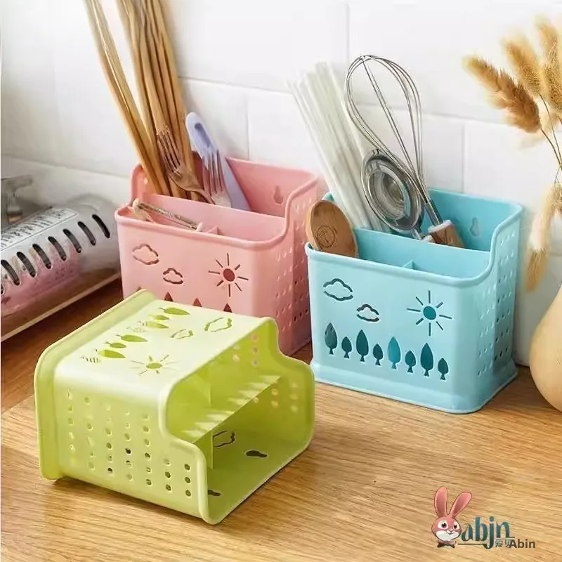 

Kitchen Multi-functional Chopstis Tube Plum Drainage Partition Home Use Chopstis Cage Easy to Clean Durable Plastic