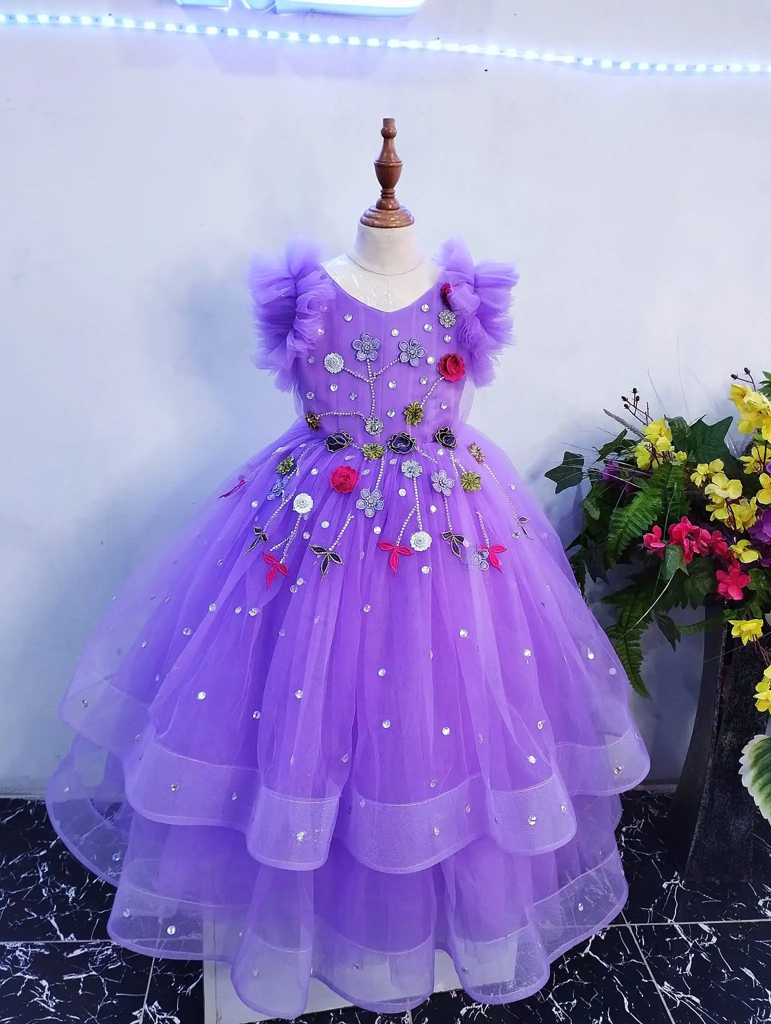 パープルクリスタルフラワーガールドレス結婚式用小さな女の子の誕生日ドレス花カスタマイズされたベビー幼児初聖体ドレス