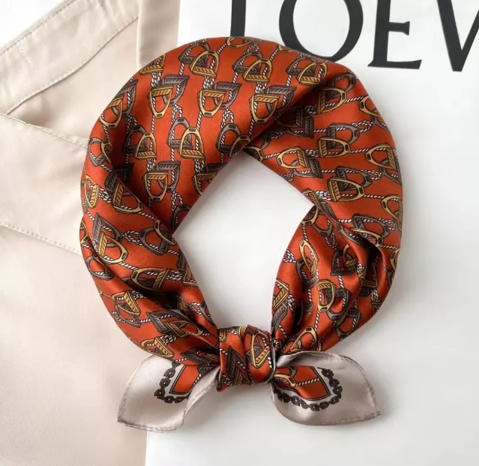 Luxus Pferd Seide Schal Quadrat Schal Für Frauen Drucken Hijab Sommer Wraps Halstuch Weibliche 70*70 cm Taschentuch Bandana mädchen – Detail 26