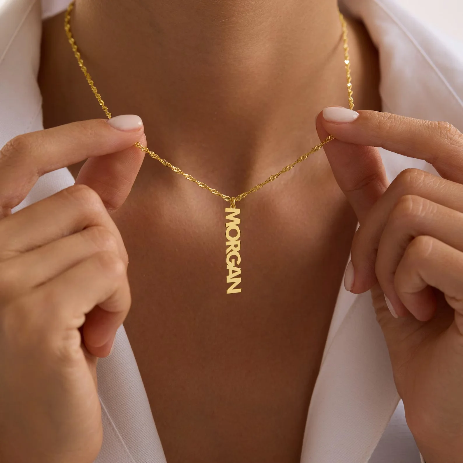 

Diamon Custom Vertical Name Necklaces Stainless Steel Gold Color Letter Pendant Personalized Link Choker for Women Jewelry Gift