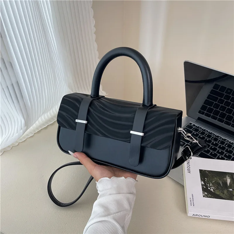 

Новая нишевая женская сумка через плечо 2025 года, кожаная многосторонняя сумка через плечо с цветными блоками, винтажная шикарная сумка для работы и свиданий