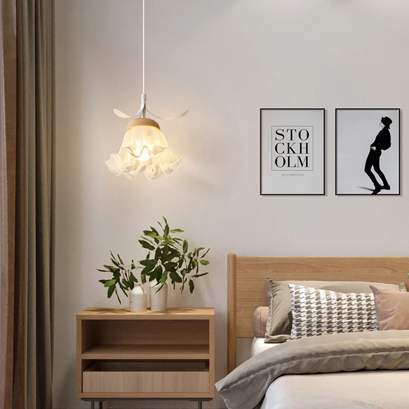 

French Retro Style Bedroom Bedside Pendant Light Warm Lamp Girl Room Living Room Sofa Background Wall Small Chandelier Decor