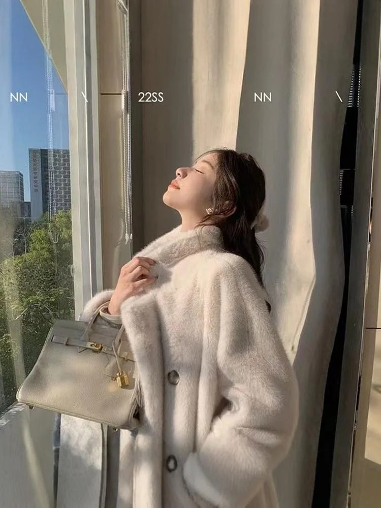 เสื้อโค้ทขนสัตว์เทียมสำหรับผู้หญิง รุ่น Thiened Long Fem Sle สำหรับฤดูใบไม้ร่วงและฤดูหนาว กันน้ำ ผลิตจากกำมะหยี่มิงค์ เป็นมิตรต่อสิ่งแวดล้อม