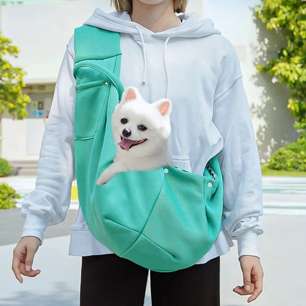 Crossbody Cat Carrier, Portable Pet Carrier, Hands Free Pet Sling,Pet Carrying Bag with Safety Buckle for Small Dogs And Cats