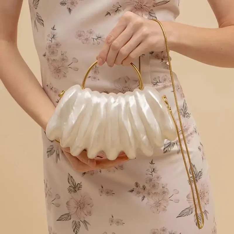 

2025 Дизайнерский женский акриловый волнистый вечерний клатч в форме листа, брендовый женский кошелек и сумочка, роскошная сумка на плечо для свадебной вечеринки