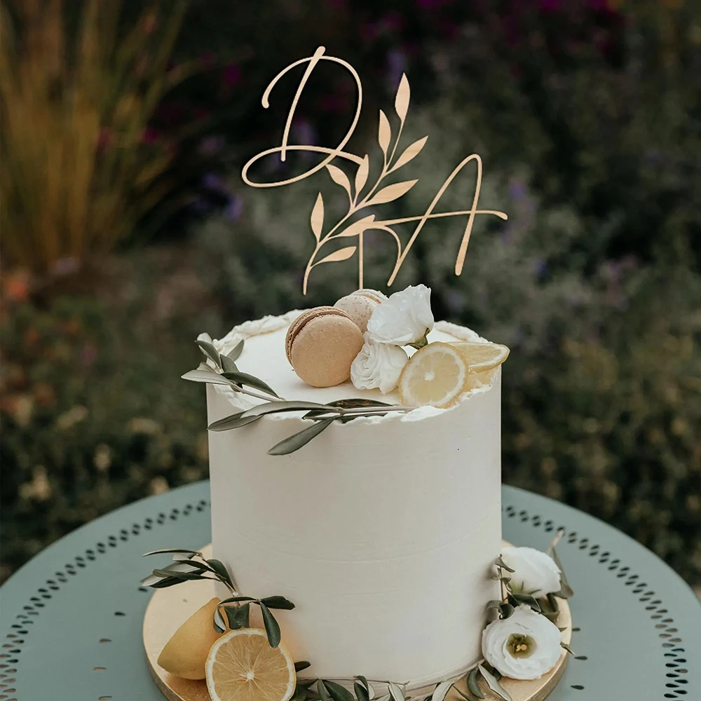 

Personalized Wedding Cake Topper with Date Custom Couples Initial Cake Topper Wedding decoration Anniversary Gifts