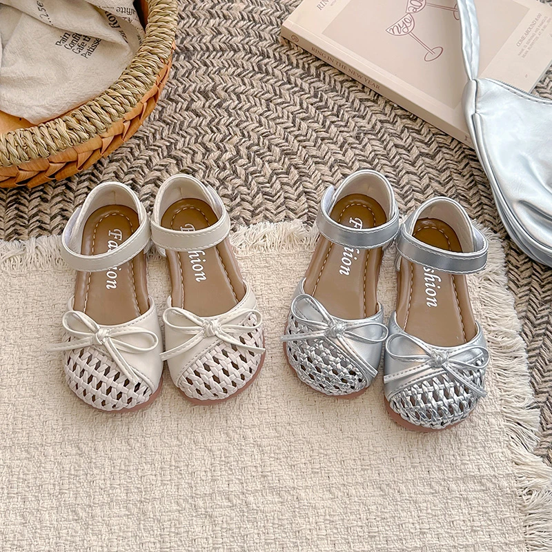 

Girls Fashion Sandals with Simple Bows Kids Princess Shoes Weave Soft Sole 2026 Summer New Children Sandals Versatile Sweet