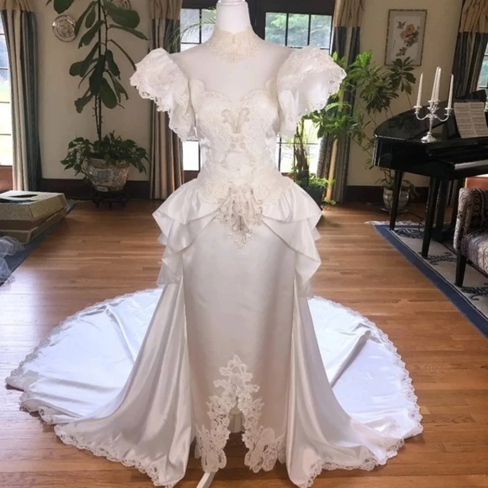 Vintage Victorian Wedding Dress With Detachable Train Sheath White Satin Long Bridal Gown Customized Vestidos De Novia