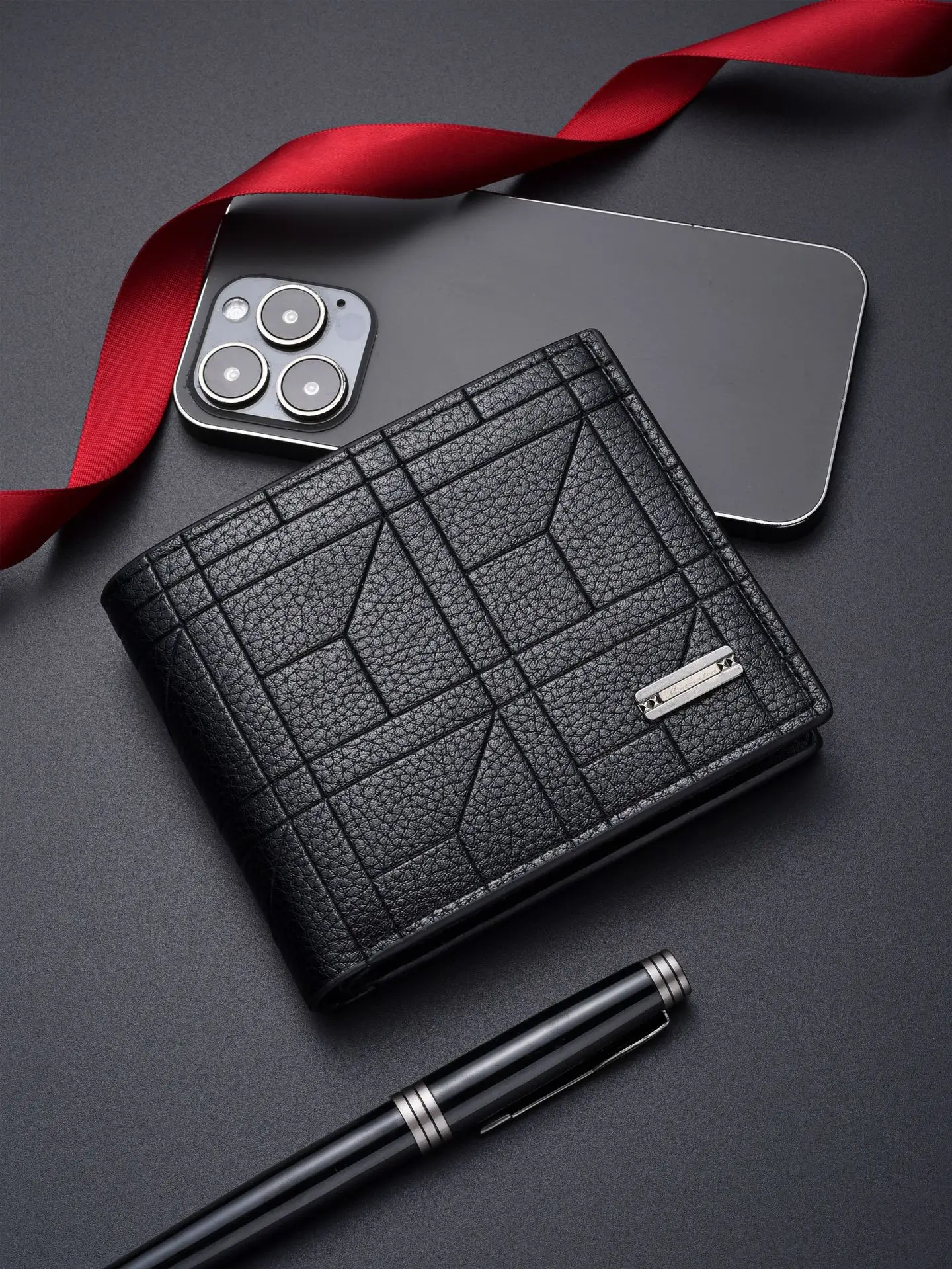 New Fashionable Compact Men's Wallet Soft Leather Multi Card Slot Casual Money Clip for Young Men Wholesale Available